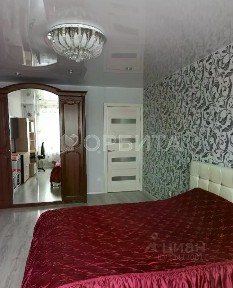 Тюменская область, Тюмень, Калининский, Кремлевская ул., 85к1