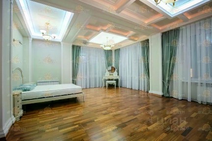 Сдается 4-комн. квартира, 500 м²