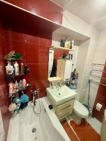 Продается 2-комн. квартира, 64,6 м²
