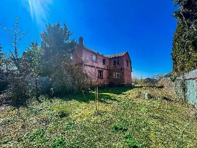 Продается 50% часть дома, 150 м²