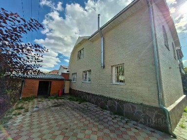 Продается 2-этажный дом, 283 м²