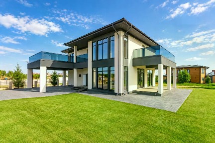 Продается 2-этажный дом, 350 м²