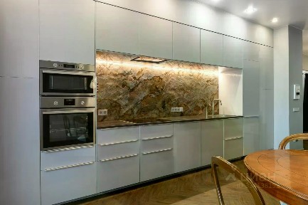 Продается 3-комн. квартира, 105,2 м²