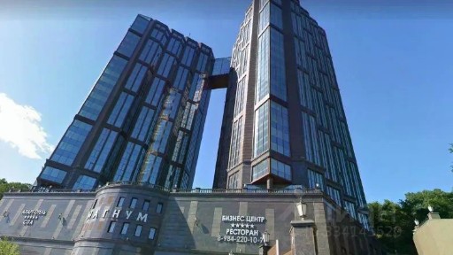 Приморский край, Владивосток, р-н Ленинский, мкр. Центр, ул. Володарского, 1