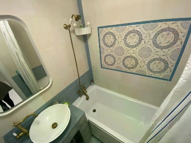 Продается 2-комн. квартира, 62 м²