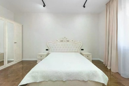 Продается 2-этажный коттедж, 359 м²