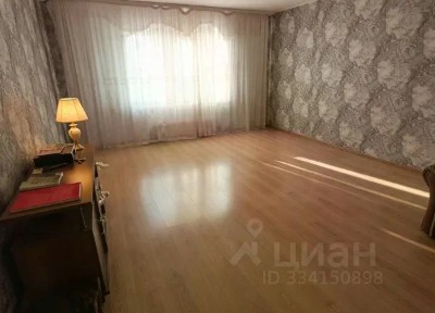 Продается 4-комн. квартира, 100 м²