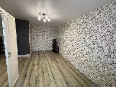 Продается 1-комн. квартира, 320,2 м²