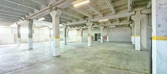 Сдается помещение свободного назначения, 1 350 м²