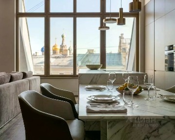 Сдаются 2-комн. апартаменты, 93 м²