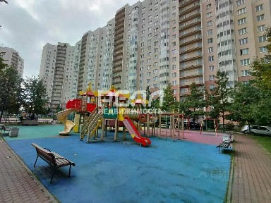 Продается 3-комн. квартира, 92,6 м²