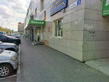 Продается торговая площадь, 167 м²