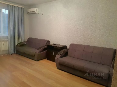 Сдается 1-комн. квартира, 54 м²