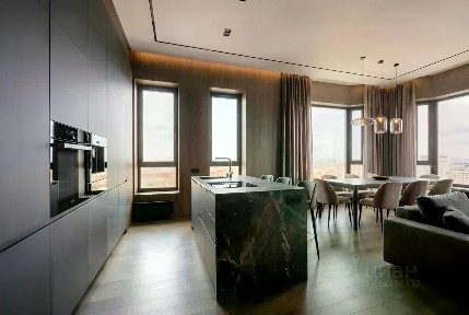 Сдается 4-комн. квартира, 115 м²