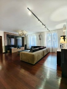 Сдается 3-комн. квартира, 135 м²