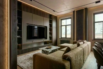 Сдается 4-комн. квартира, 204 м²