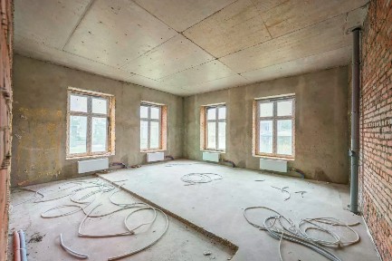 Продается 3-комн. квартира, 182,2 м²