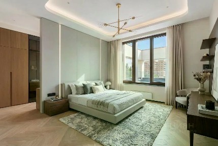 Сдается 3-комн. квартира, 131 м²