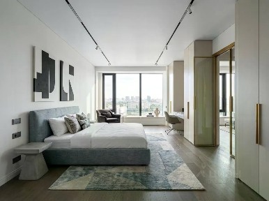 Сдается 4-комн. квартира, 160 м²