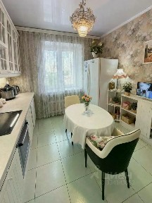 Продается 2-комн. квартира, 82,8 м²