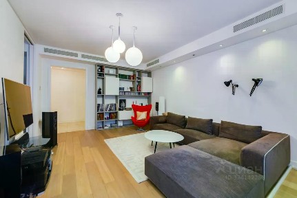 Сдается 3-комн. квартира, 133,4 м²