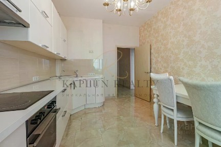 Сдается 2-комн. квартира, 70 м²