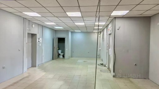 Продается торговая площадь, 60 м²