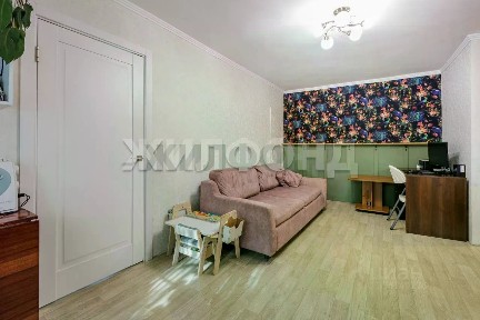 Продается 2-комн. квартира, 42 м²
