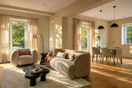 Продается 2-этажный коттедж, 260 м²
