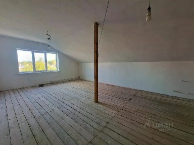 Продается 2-этажный дом, 270 м²