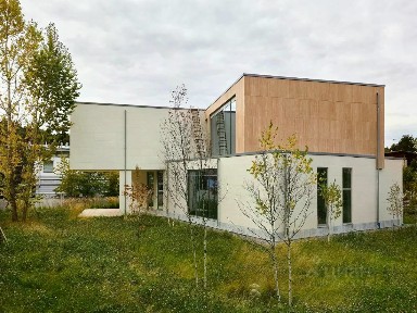 Продается 2-этажный дом, 603 м²