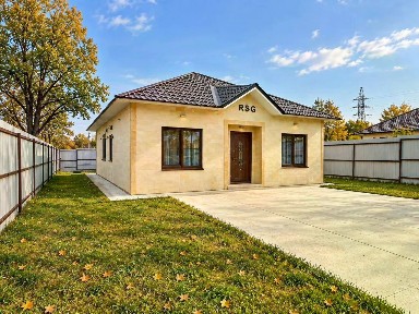 Продается 1-этажный коттедж, 98 м²