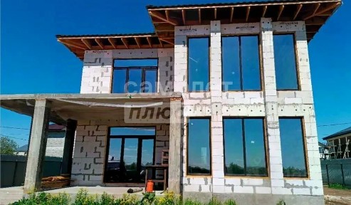 Продается 2-этажный дом, 275 м²