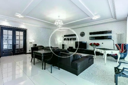 Продается 2-этажный коттедж, 640 м²