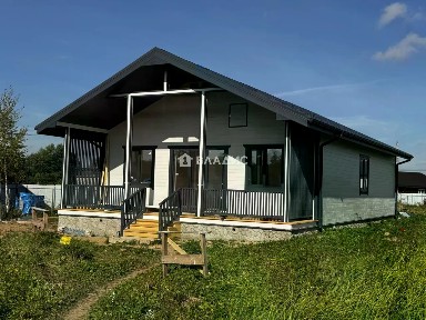 Продается 1-этажный дом, 135 м²