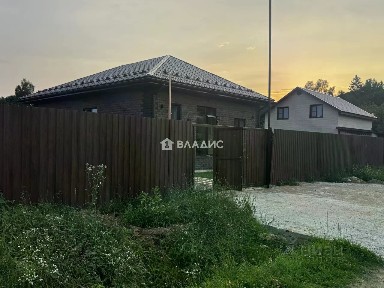 Продается 1-этажный дом, 98 м²