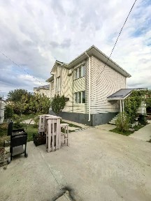 Продается 3-этажный дом, 210 м²