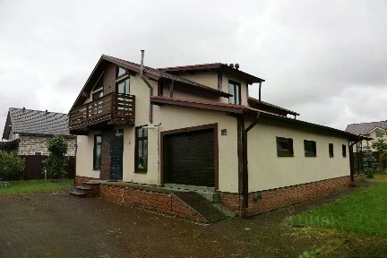 Продается 2-этажный дом, 193 м²