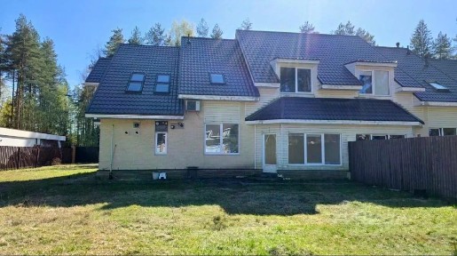 Продается 2-этажный коттедж, 210 м²