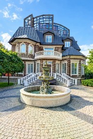 Сдается 4-этажный коттедж, 1 200 м²