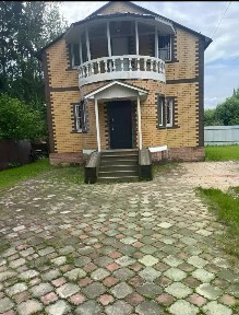 Сдается 2-этажный дом, 150 м²