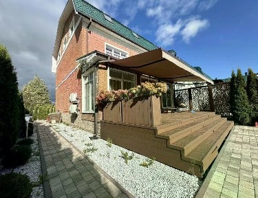 Сдается 3-этажный таунхаус, 220 м²