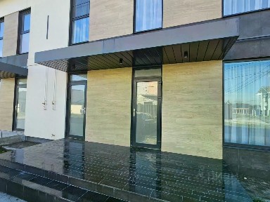 Сдается 2-этажный таунхаус, 185 м²