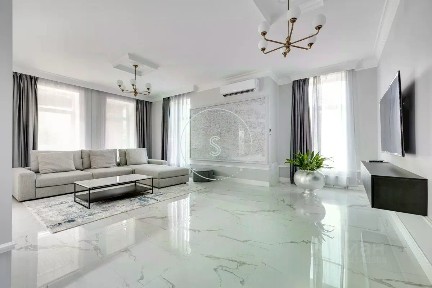 Сдается 2-этажный дом, 300 м²