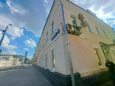 Продается здание (B)