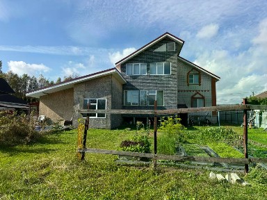 Продается 4-этажный дом, 345,8 м²