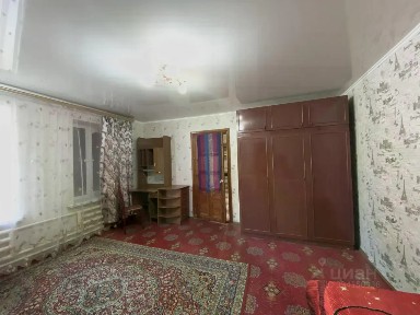 Продается 1/2 часть 1-этажного дома, 85 м²