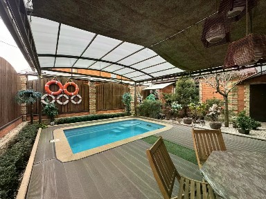 Продается 2-этажный дом, 172,8 м²