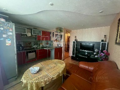 Продается 4-комн. квартира, 64,1 м²