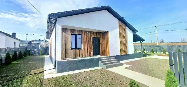 Краснодарский край, Новороссийск городской округ, Натухаевская станица, Изобильный коттеджный поселок, ул. Героическая, 14